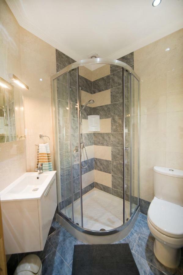 Sliema Duplex 1 Bedroom Apartment With 2 Bathrooms- Sleep 4 외부 사진